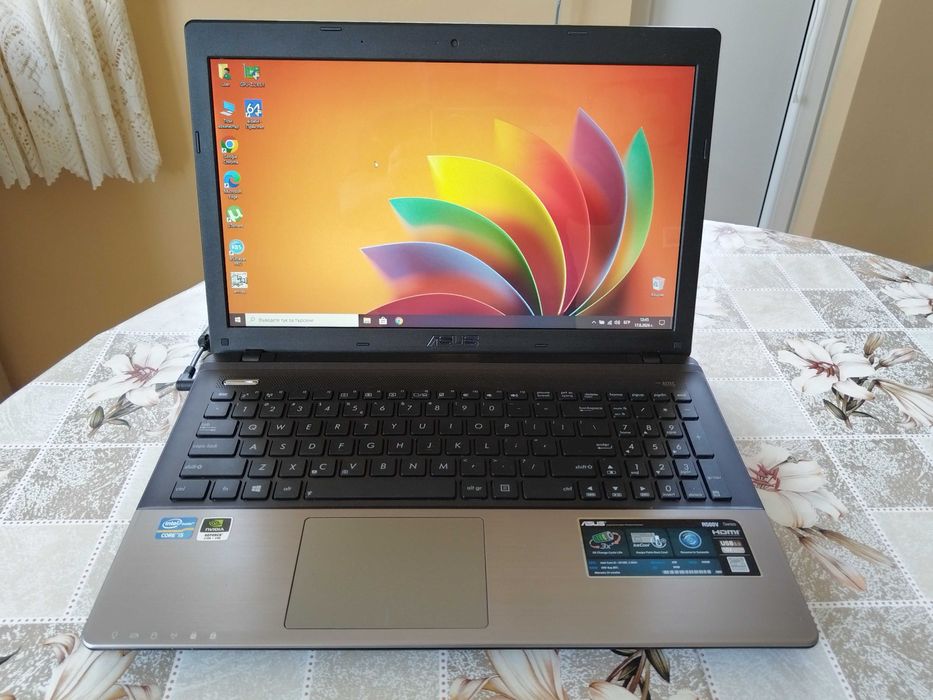 Лаптоп Asus X55VD