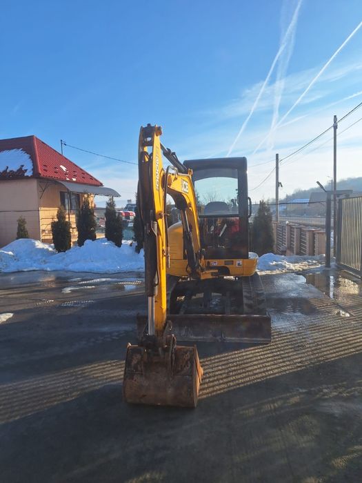Miniexcavatoare jcb 8030 an 2011
