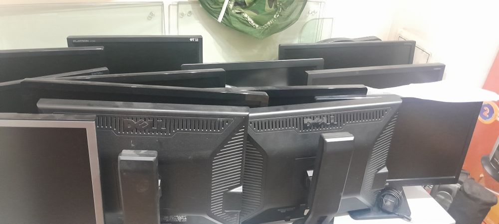 Продается мониторы б/у