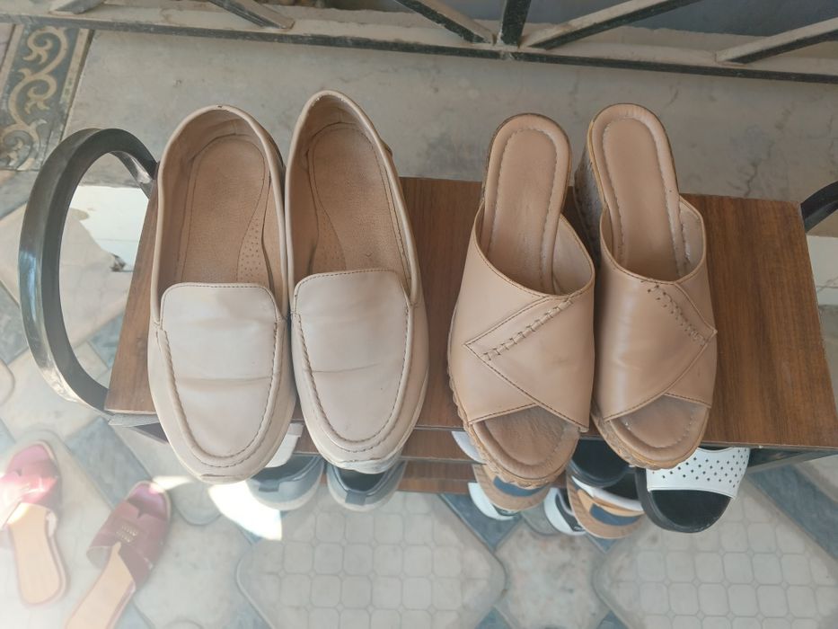 Oyoq kiyimlar tekinga beraman