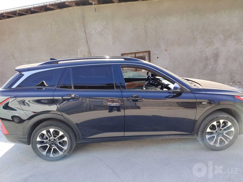 Dongfeng Shain GS yengil avtomashina sotiladi