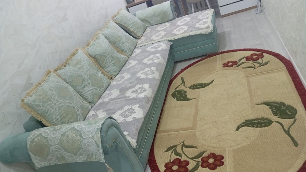 Продам угловой  диван