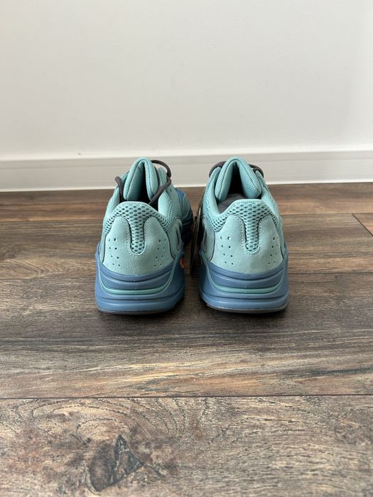 Adidas YEEZY 700 Fade Azure . Noi in cutie. 39 1/3, 40 , 40 2/3