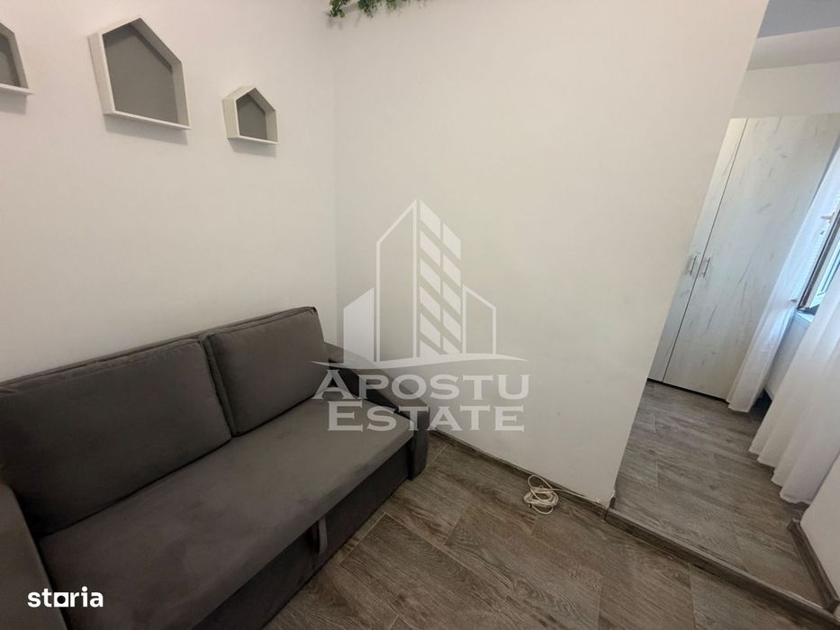 Garsoniera de vanzare, renovata , Zona Lipovei