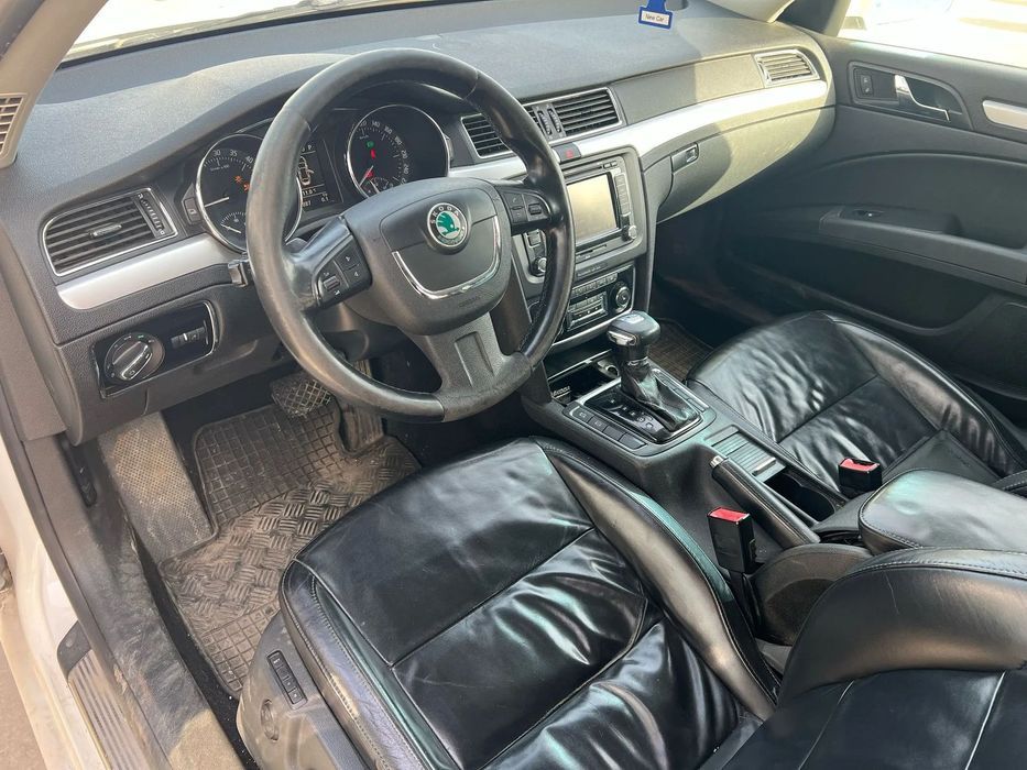 interior piele cu reglaj electric skoda superb 2