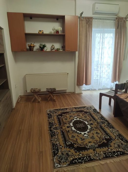 Închiriez ap.2 camere