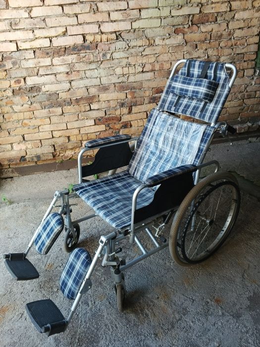 Продам коляску инвалидную