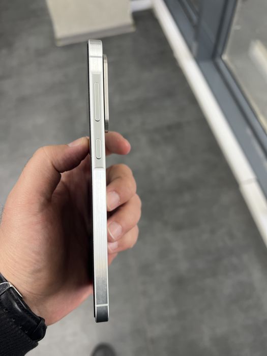 Продается самсунг А56 256GB отличное состояние