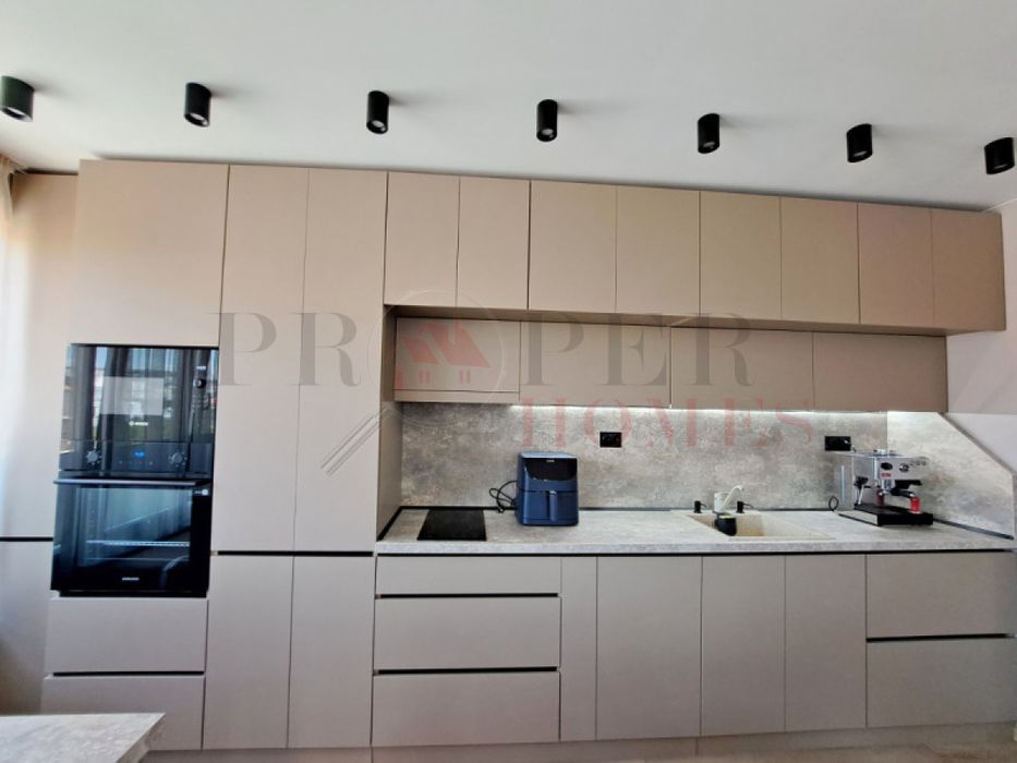 Продажба 3-стаен гр. Велико Търново - Зона Б 96m² - снимка 3