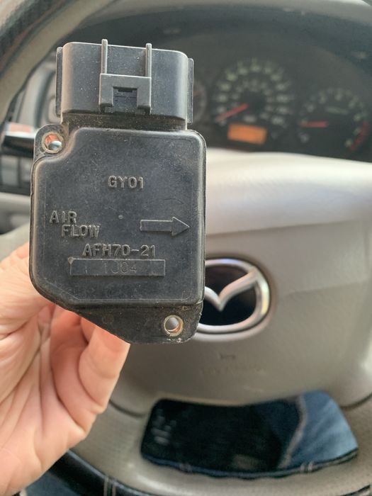 Подам дмрв на мазду МПВ