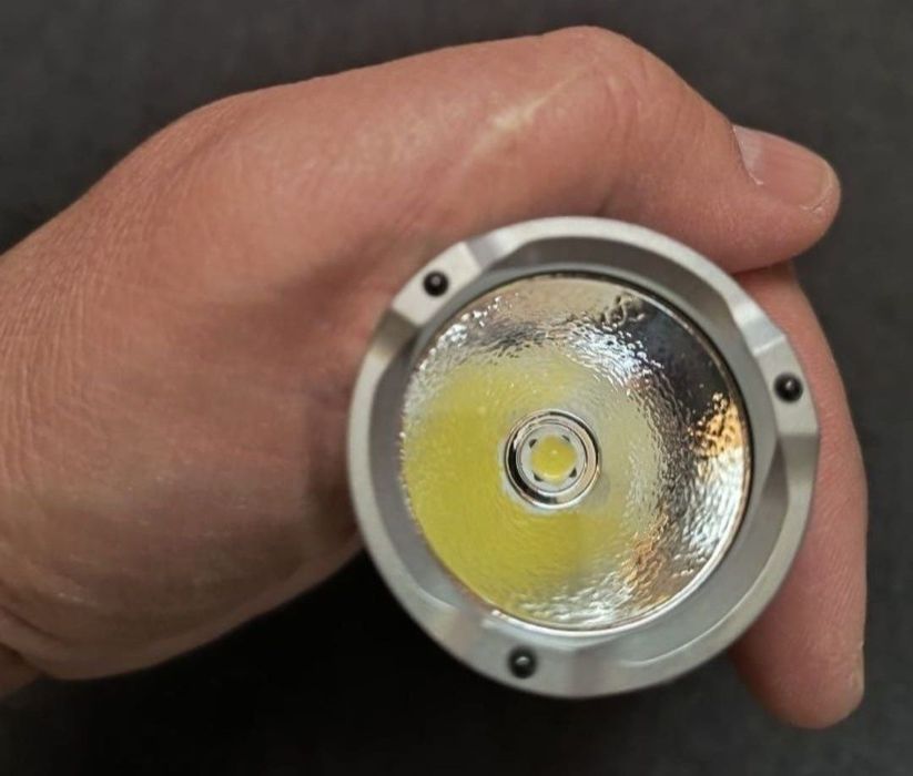 Lanterna JETBeam M37 Crossbow