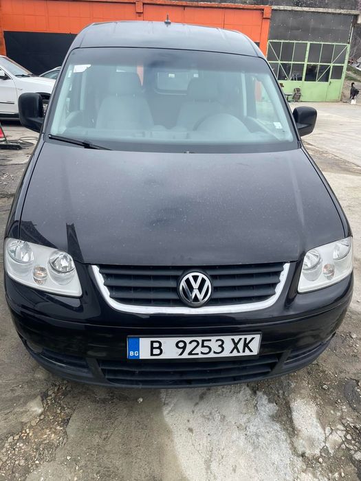 Продавам Volkswagen Caddy