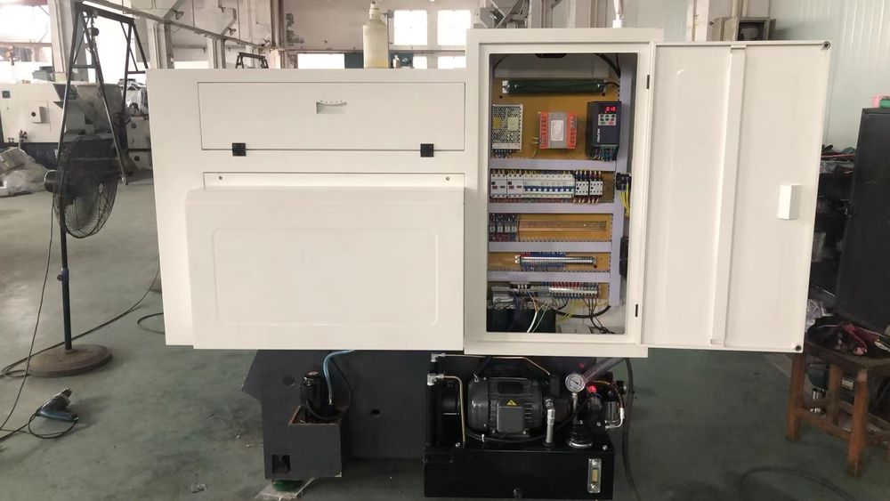 ЧПУ токарный станок