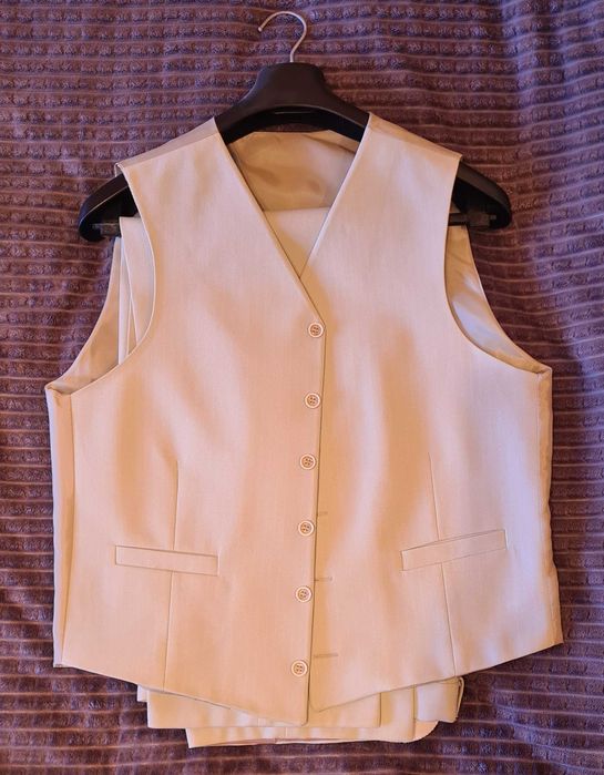 Costum mire purtat o singura data