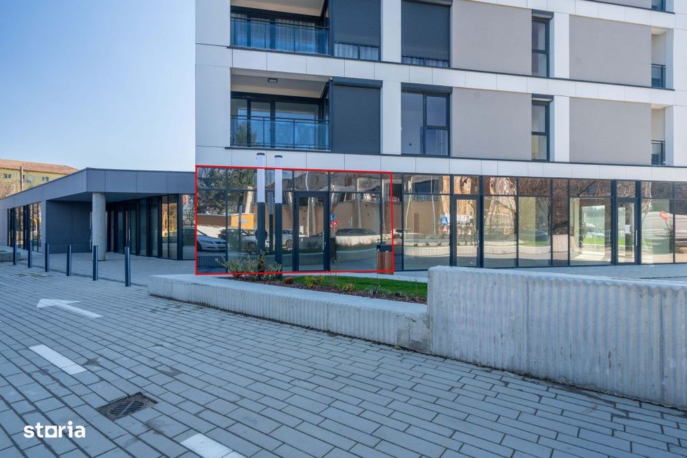 Spatiu Premium Vitrat 88 mp – Nord One, zona Piata 700