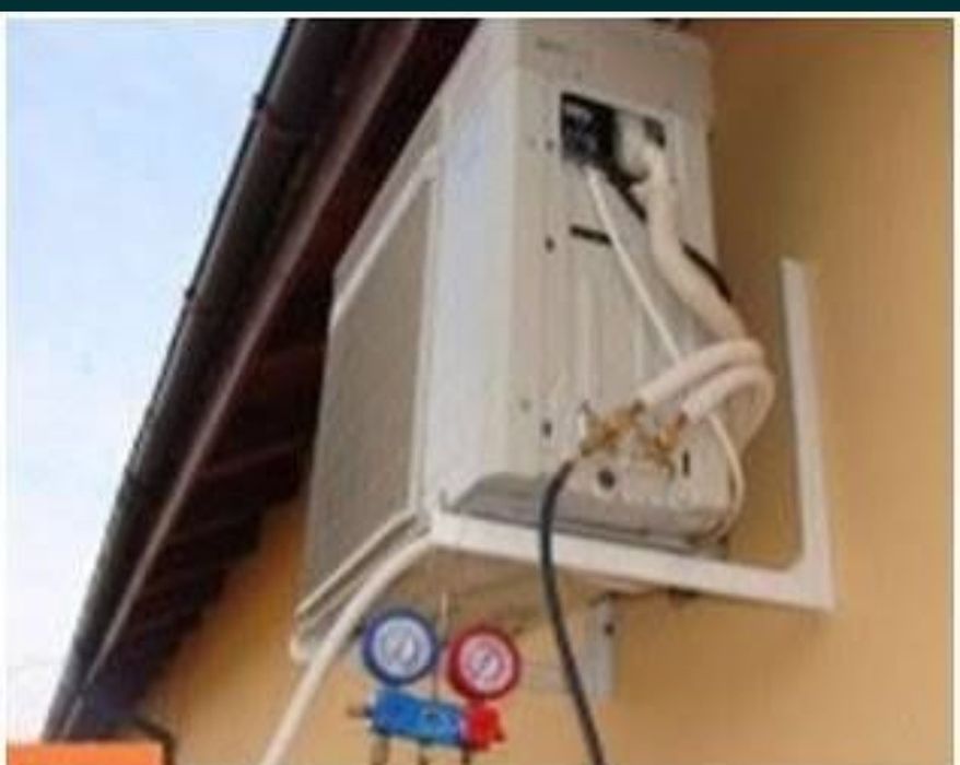 Montez aer conditionat la domiciliul clientului