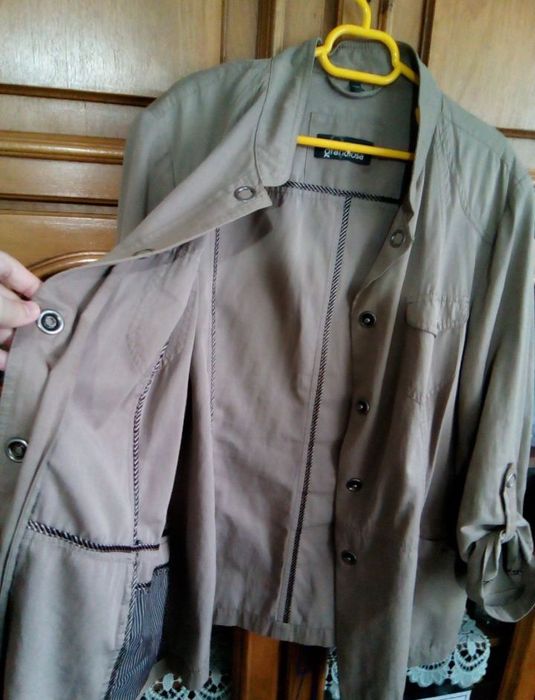 Geaca damă subțire