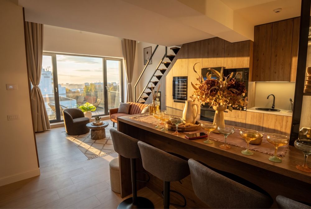 PROPRIETAR/APARTAMENT PREMIUM CU VEDERE LA MARE | Prima Închiriere | Parcare Subterna/La Intrarea In Mamaia/ Sea View Apartment /First rental