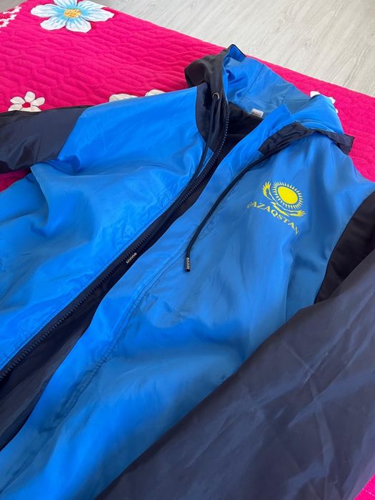 Ветровка отличного качества