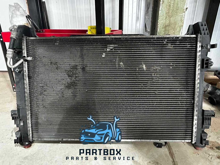 Воден радиатор за Mercedes Benz B-class 2008