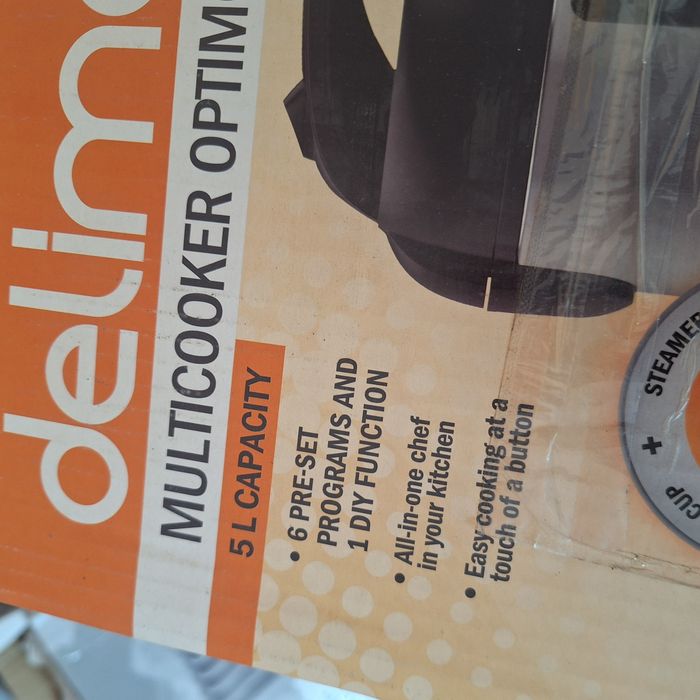НОВ Делимано мулти кукър 5л. + книга с рецепти