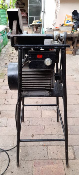 Polizor monofazat de putere. și tiristoare de putere.