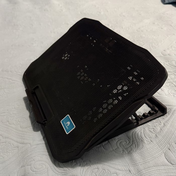 Подставка для ноутбука с 6 кулерами