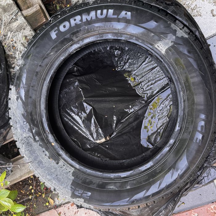 Продам шины Pirelli