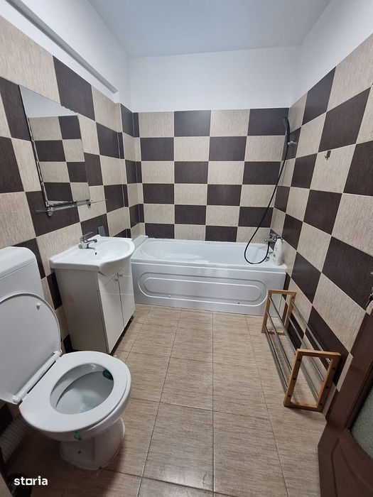 Apartament 2 camere |balcon mare |parcare| zona Grand Arena |bloc nou