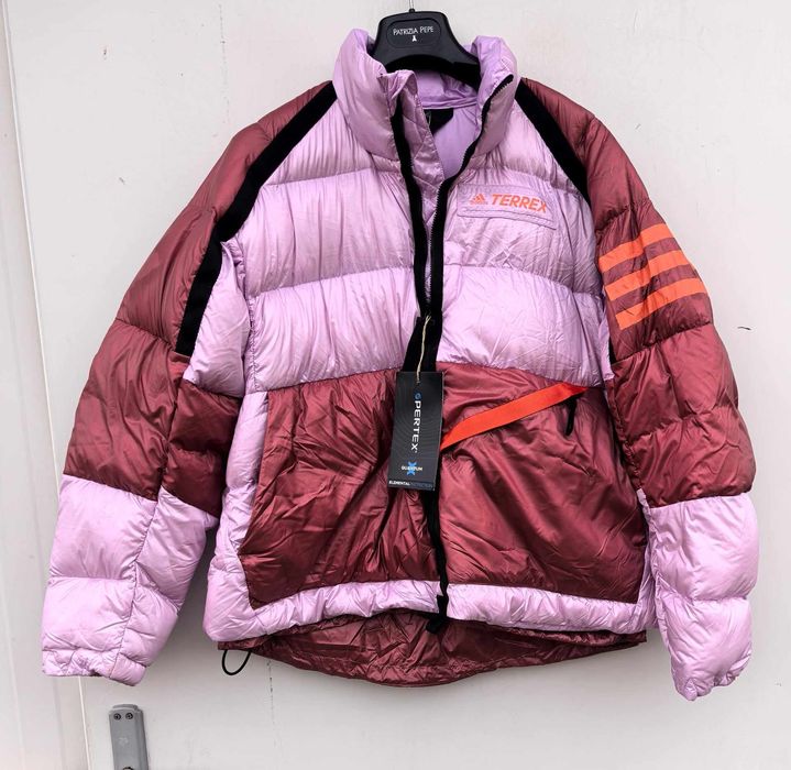 Adidas Terrex оригинално ново дамско яке  80 % патешки пух 20 % пера-