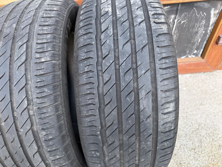 2бр. Летни Гуми С Борд 215/55R/16XL -SEMPERIT- DOT:1023+4822- 5,7мм.