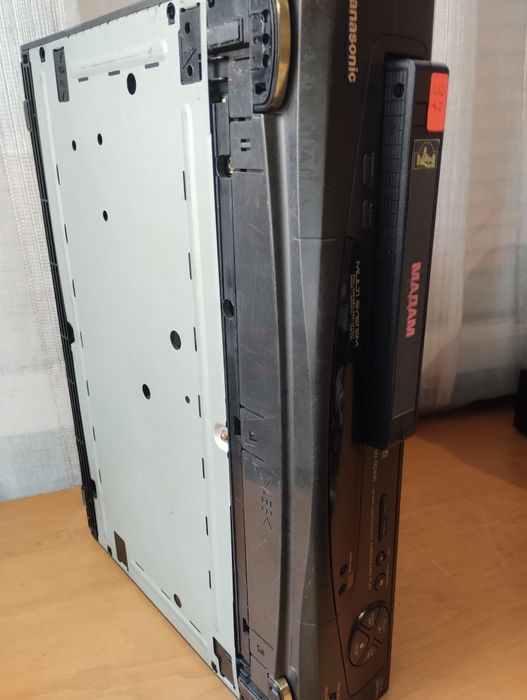 видео Panasonic VHS NV-SD400