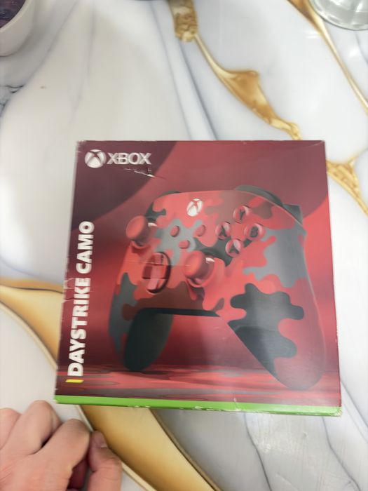 Продам геймпад xbox series xs