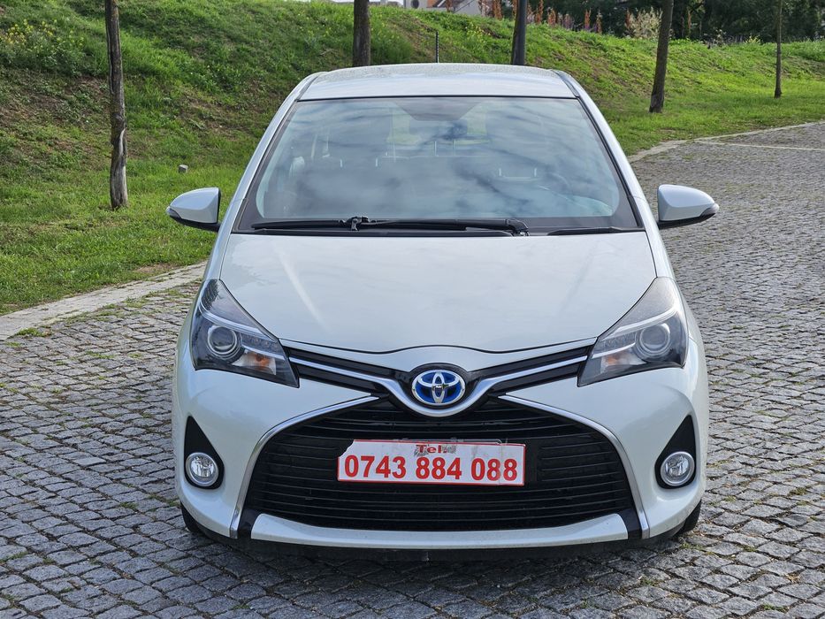 TOYOTA Yaris 2015 — imagine 3