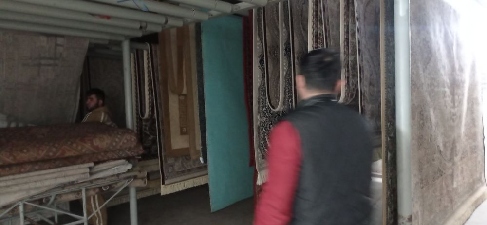 Gilam yuvish / Stirka kavrov