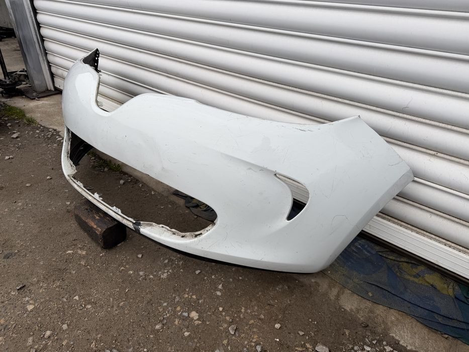 Предна броня за Renault Zoe (2012-2019)