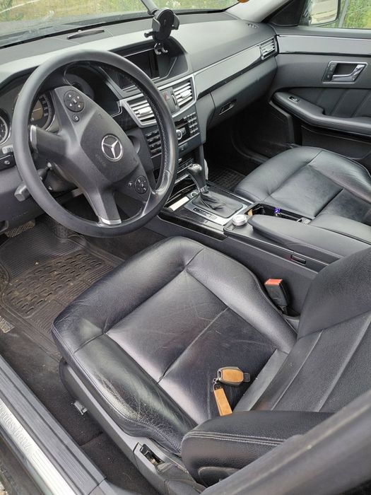 MERCEDES-BENZ E-Class 2011 — imagine 5