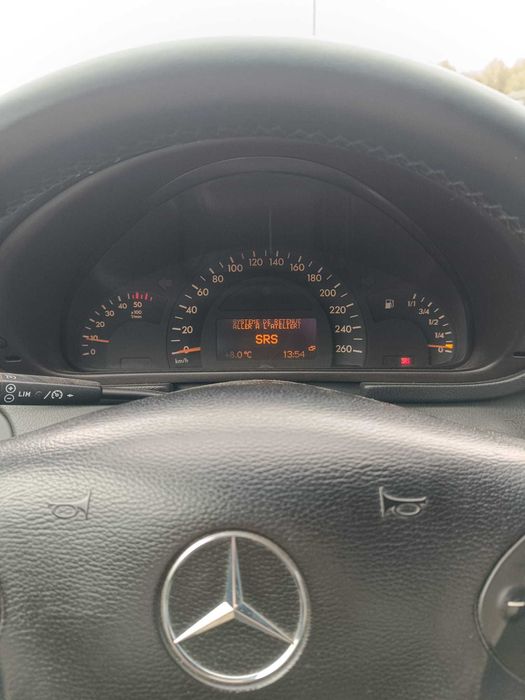 Vând mercedes C class