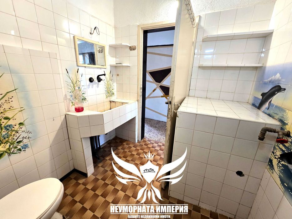 Дава се под наем Четиристаен апартамент в Асеновград - 122 кв.м за 258 € - Снимка #10