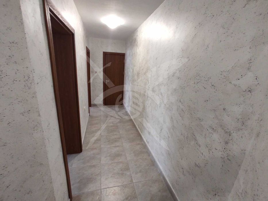 Двустаен апартамент във Въстанически !26761