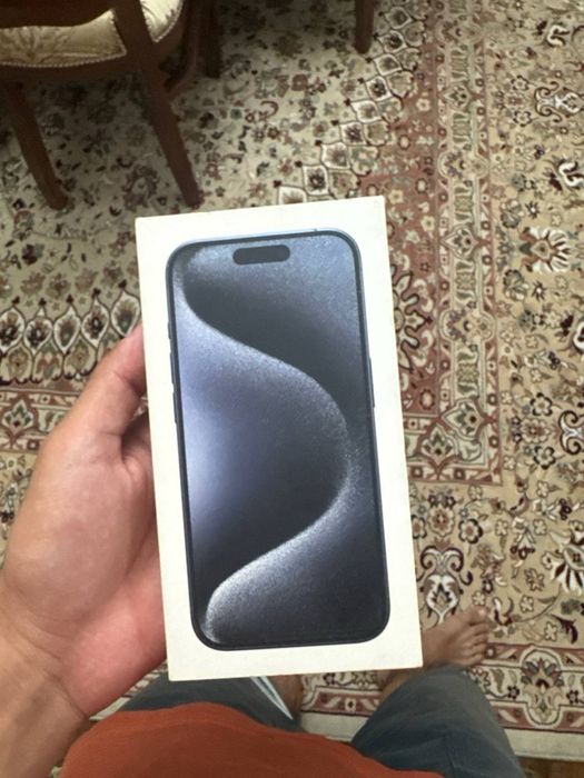 Iphone 15 pro blue titanium