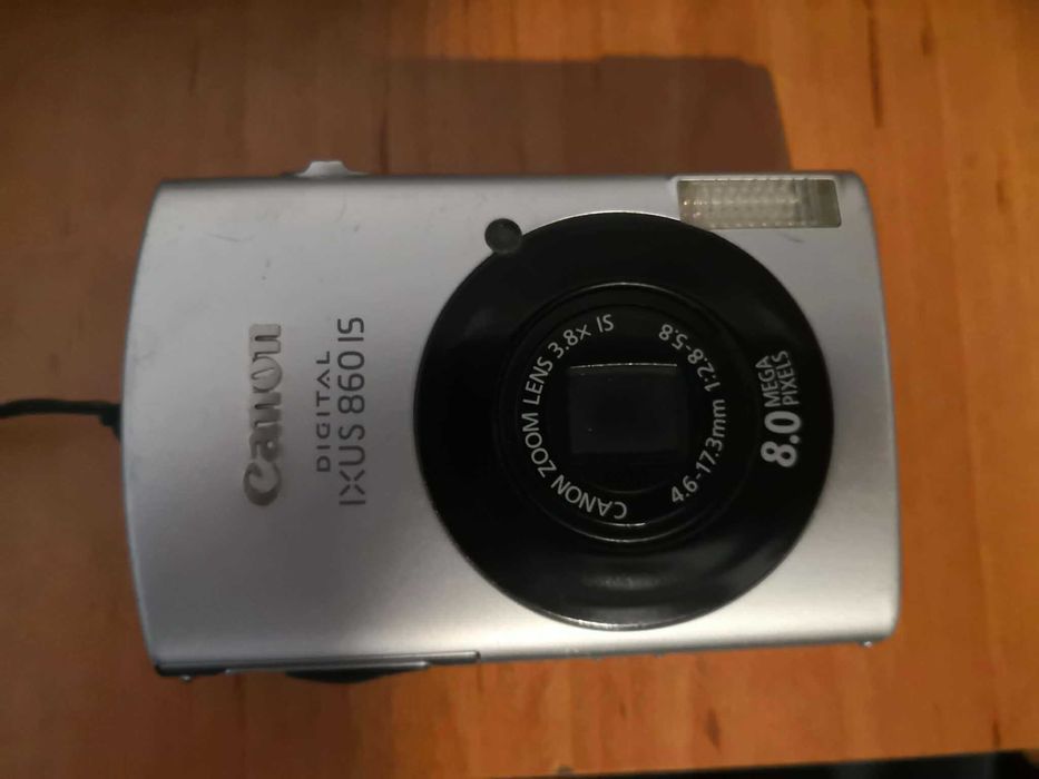 Фотоапарат Canon Digital IXUS 860 IS