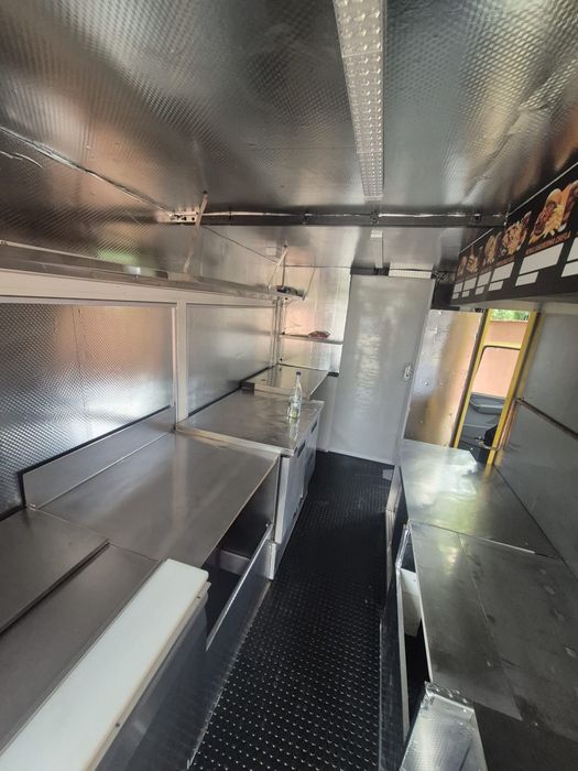 Autorulota food truck mercedes