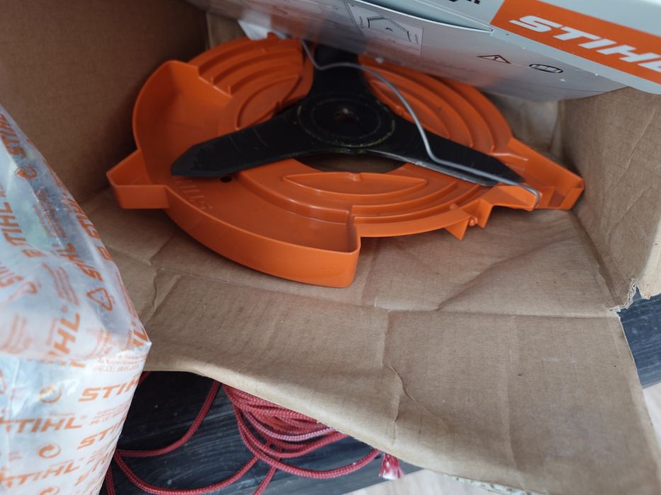 Продавам Stihl FS 260 пълен комплект в отлично състояние