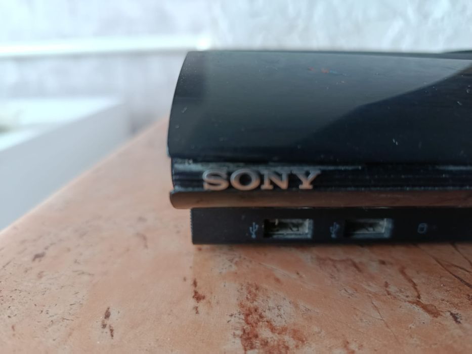 Продам Сони плейстейшн 3 Слим