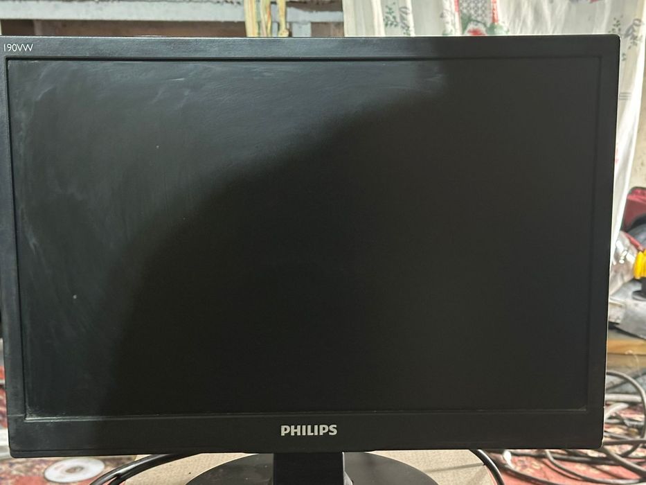 Монитор Philips 19 дюймов