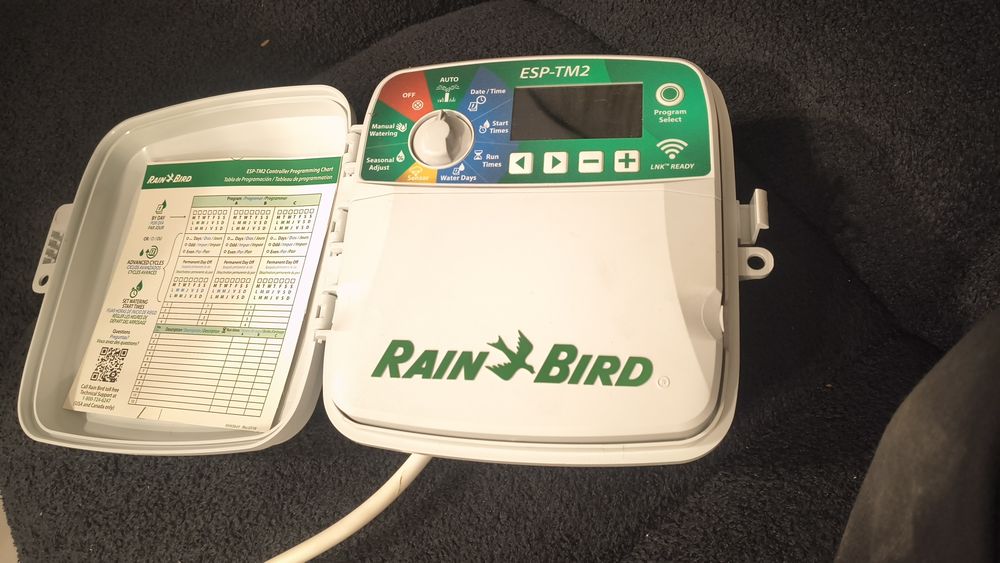 Controller  RainBird ESP-TM2 4 zone Nou cu tot cu Stick pt internet Wi-Fi LNK2
