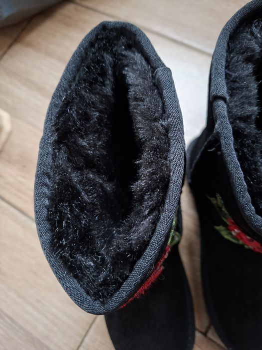 UGG dama piele intoarsa
