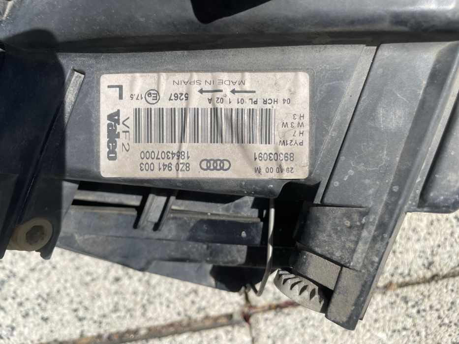 Vand far faruri Audi A2