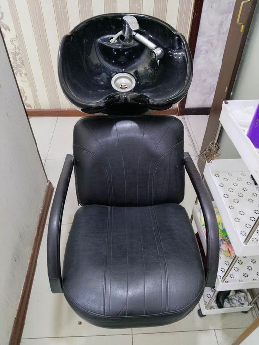 кресло для парикмахера